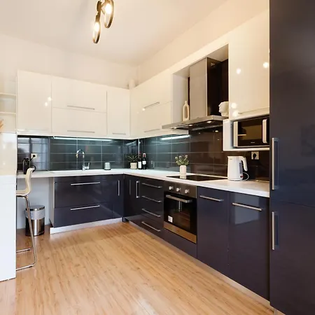 Egnatia Grand Living By Tags Apartment *